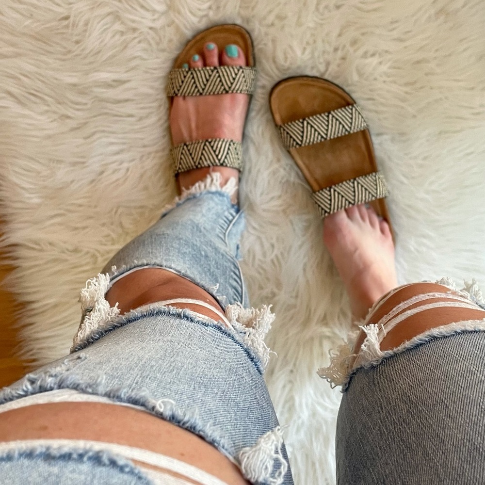 LAST FEW Aztec Tribal Woven Banded Footbed Sandals - Picture 4 of 16